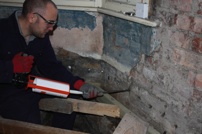 does injection damp proof course work